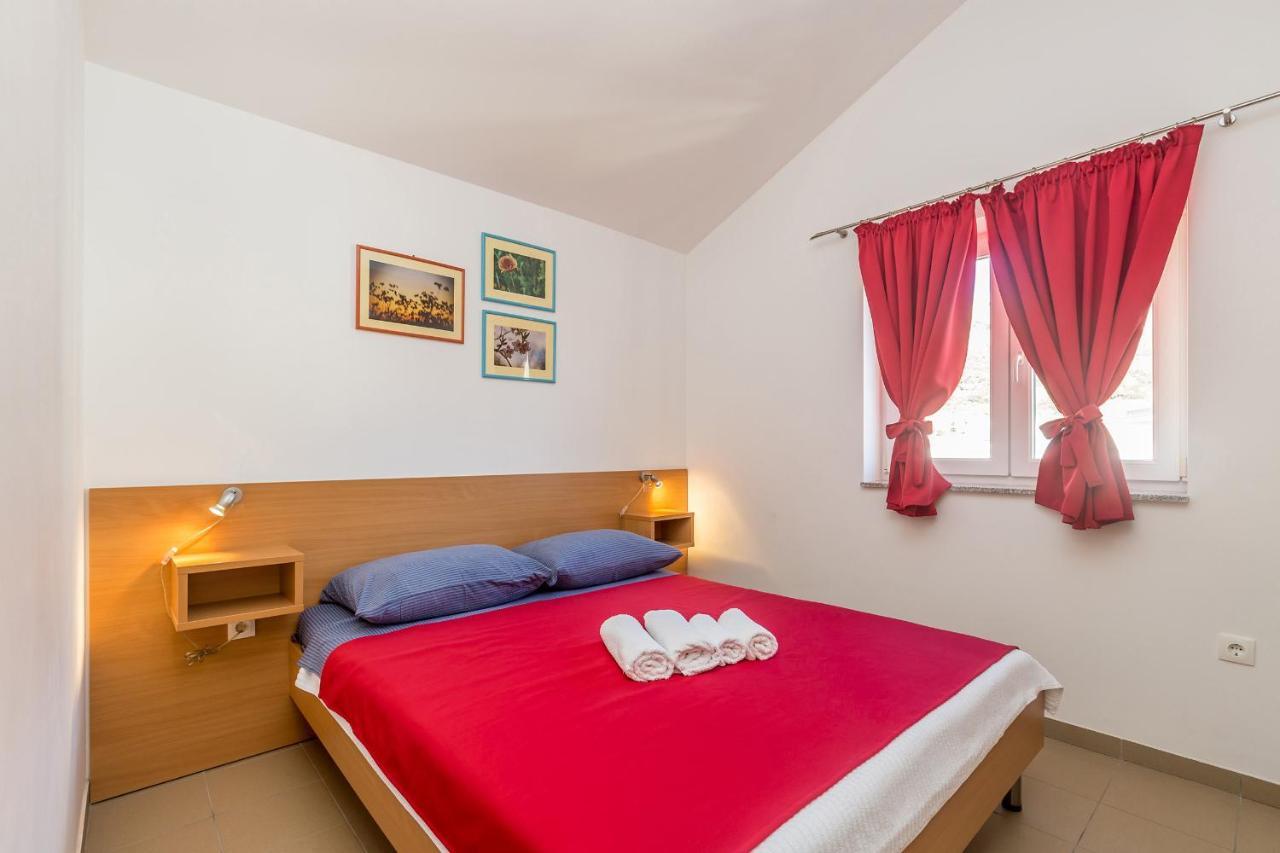 Apartments Mirica 2 Baška Exteriör bild